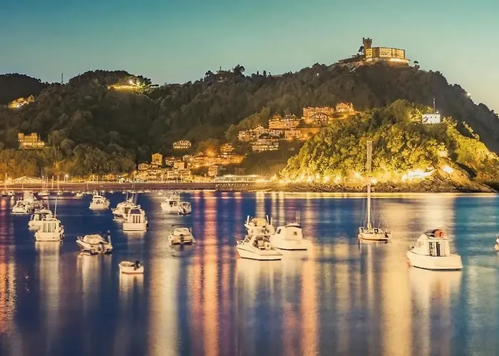 Modern In Donostia, 75 M² With Jacuzzi. * San Sebastián