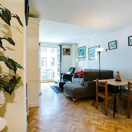 Modern In Donostia, 75 M² With Jacuzzi. 圣塞瓦斯蒂安