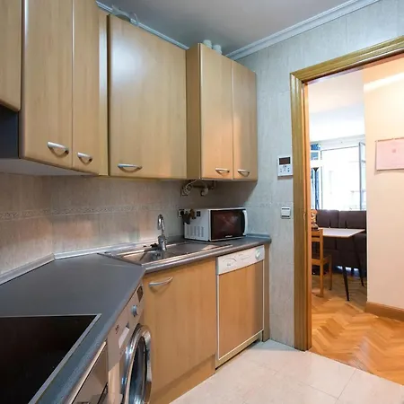 Modern In Donostia 75 M² With Jacuzzi Apartment