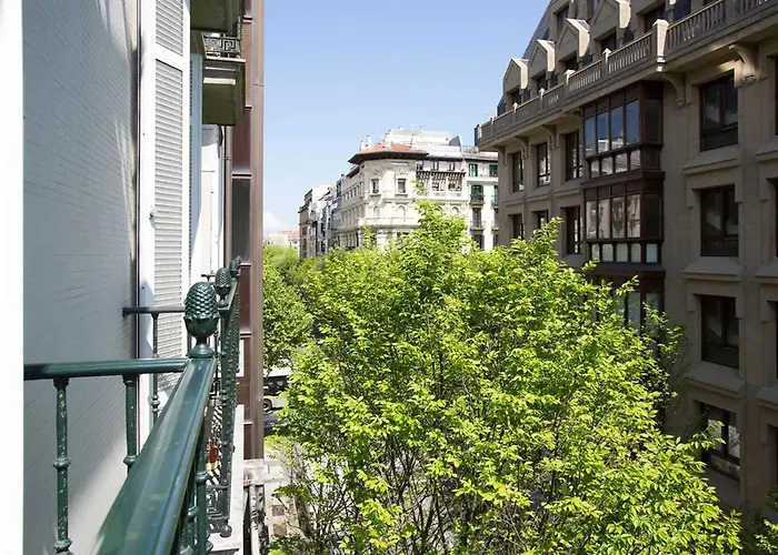 Modern In Donostia, 75 M² With Jacuzzi. San Sebastián