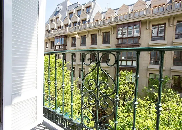 Daire Modern In Donostia, 75 M² With Jacuzzi. San Sebastián